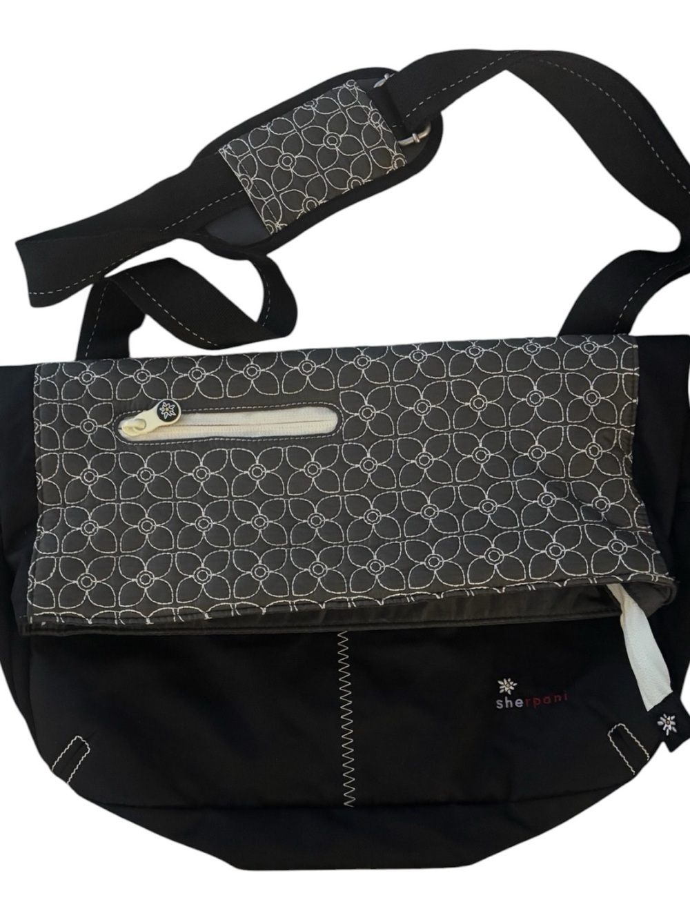 Sherpani Black Messenger Bag with Gray Patterned Flap